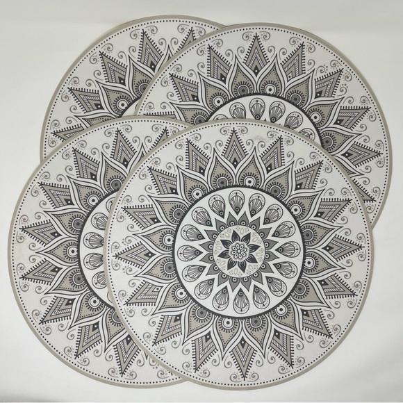 Vintage Mandala Art Design Placemats Round 4 Pcs geometric abstract 15 inches - Picture 5 of 10